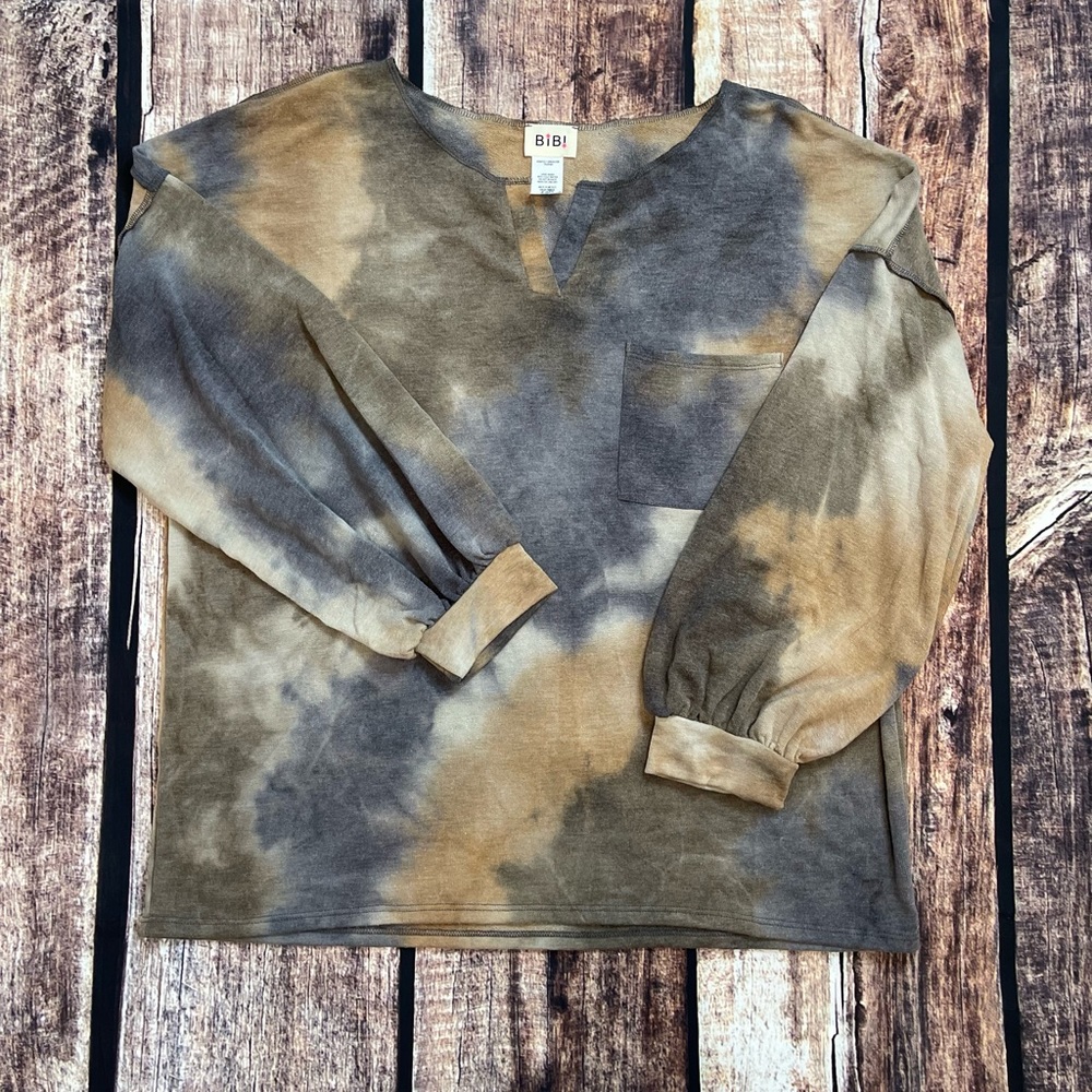 Tie -Dye long sleeve